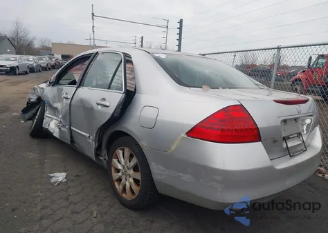 2007 Honda Accord 3.0 Se из США, поврежденный, VIN 1HGCM66487A003393